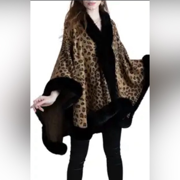 dennis basso Jackets & Blazers - Dennis Basso Leopard Cape with Black Faux Fur Trim